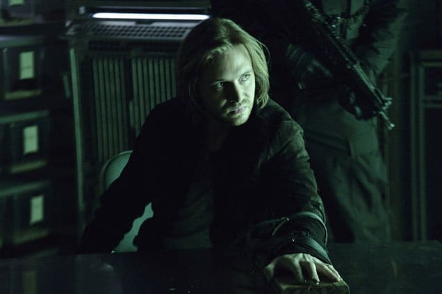 Cole Tortured - 12 Monkeys Season 1 Episode 5
