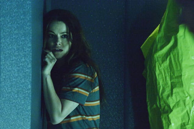 Jennifer Cowers - 12 Monkeys Season 1 Episode 5