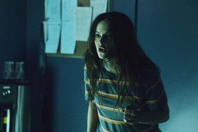 Jennifer Knows Too Much - 12 Monkeys Season 1 Episode 5