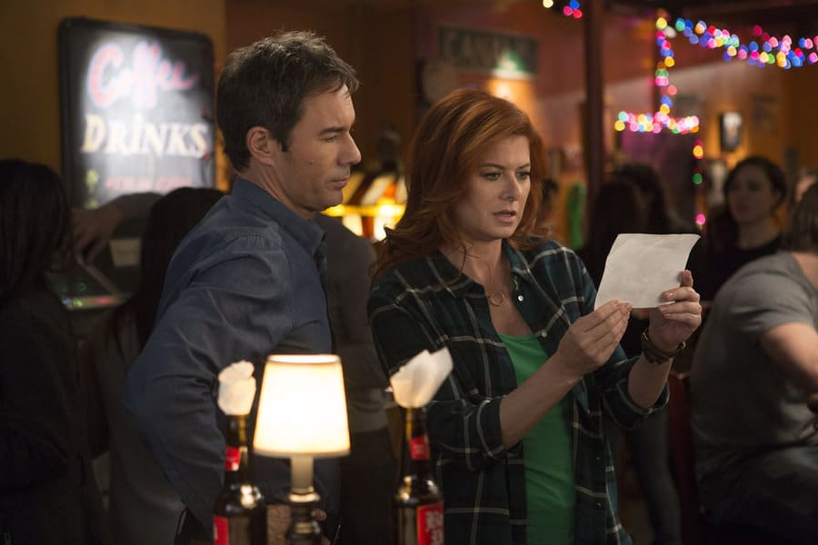 Laura finds a clue - The Mysteries of Laura Season 1 Episode 16