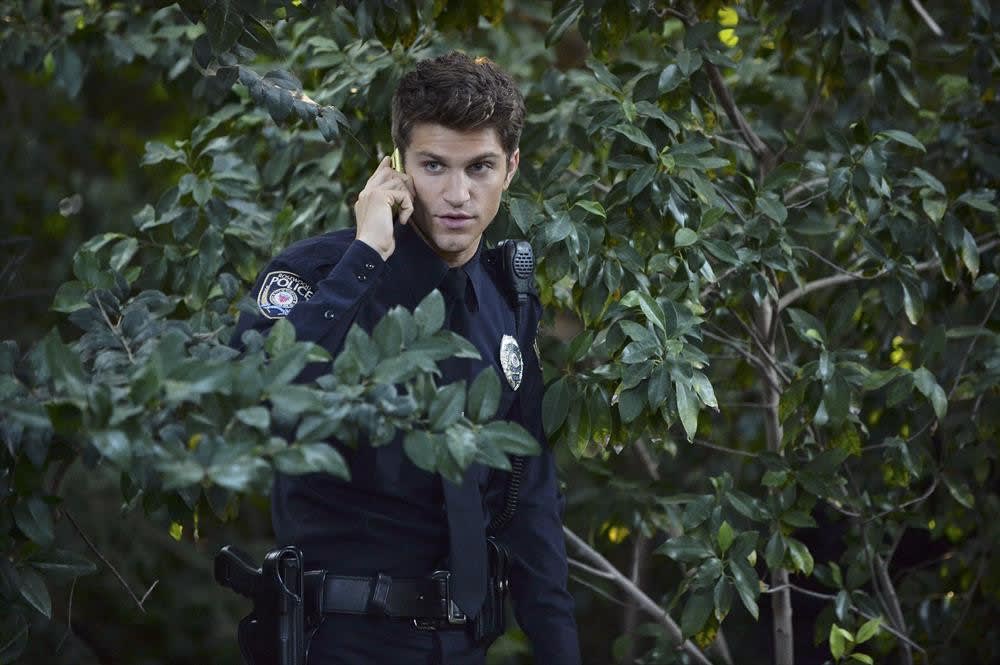 Toby's on the Job - Pretty Little Liars Season 5 Episode 15