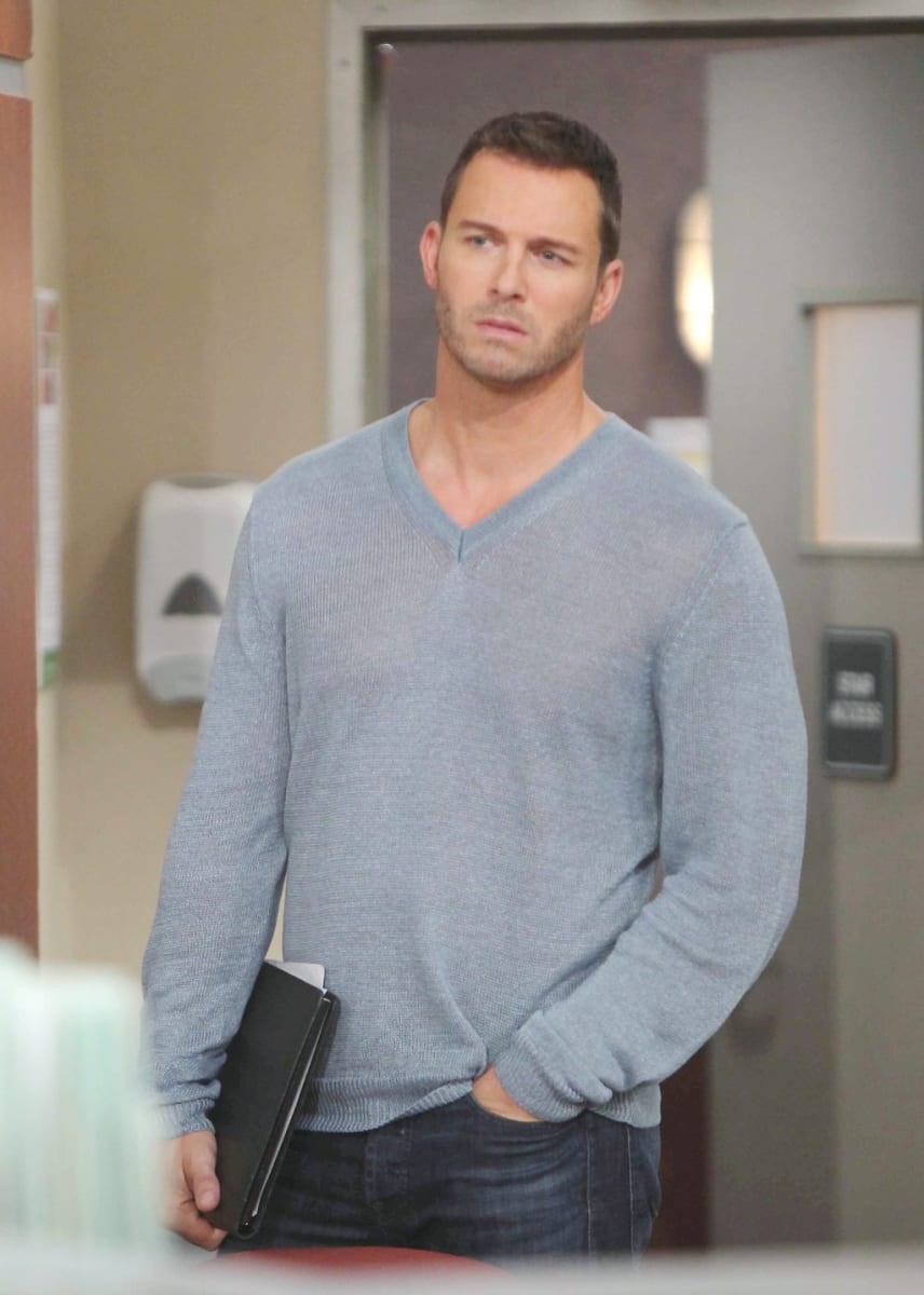 Brady's Tough Spot - Days of Our Lives