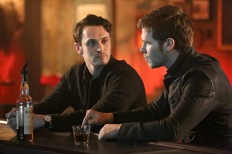 Cheers? - The Originals Season 2 Episode 15