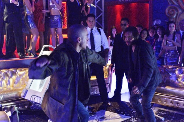 Cole and Ramse Fight - 12 Monkeys Season 1 Episode 11