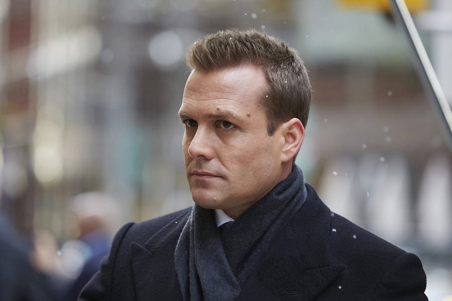 Harvey Looks Chill - Suits Season 4 Episode 16