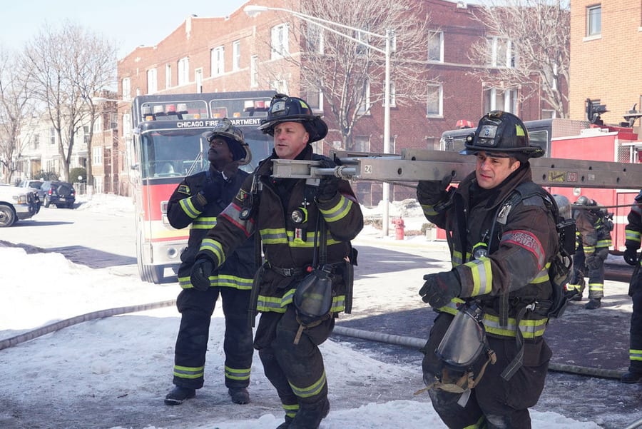It's Ladder Time - Chicago Fire Season 3 Episode 18