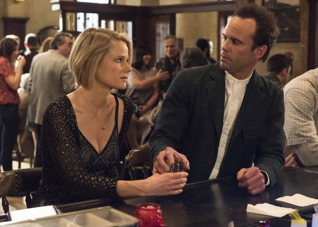 Testing Ava's Loyalties - Justified