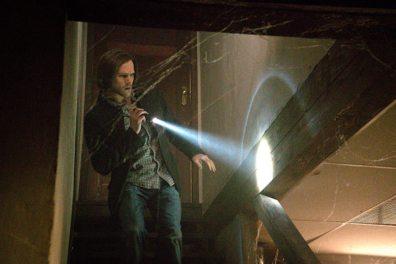 Sam and a Flashlight - Supernatural Season 10 Episode 19
