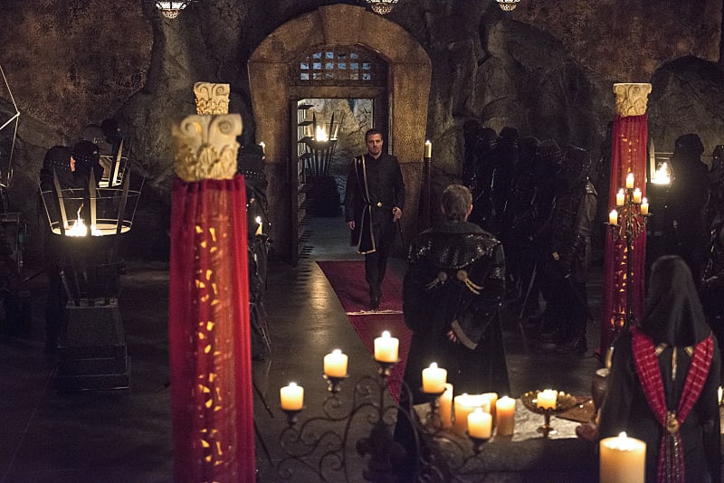 Here Comes the Groom - Arrow Season 3 Episode 22