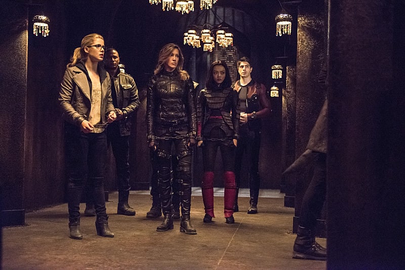 The Team is in Place - Arrow Season 3 Episode 22