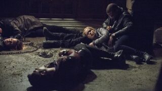 Waking Up - Arrow Season 3 Episode 23