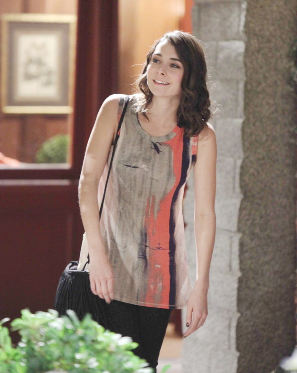 Bev's back - Days of Our Lives