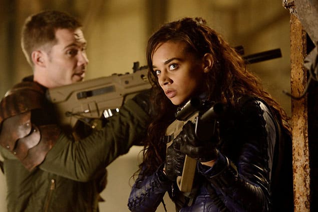 D'avin Questioning - Killjoys Season 1 Episode 2