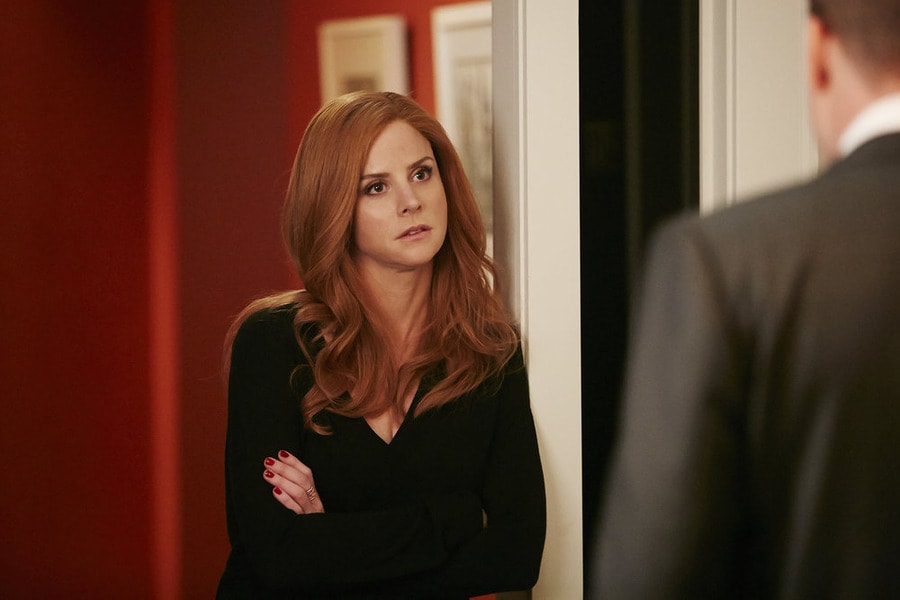 Donna's Apartment - Suits Season 5 Episode 2