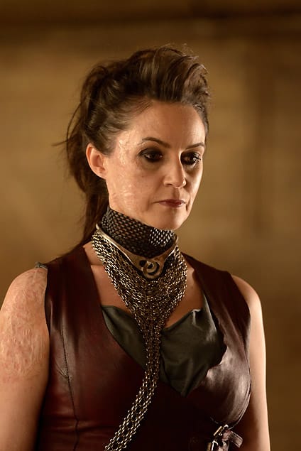 Hostage or Warlord? - Killjoys Season 1 Episode 2