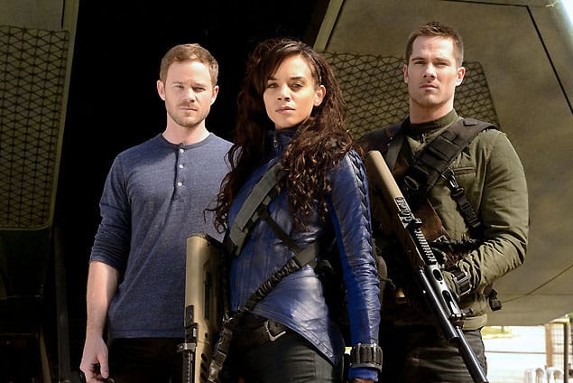 Trio at Sugar Point - Killjoys Season 1 Episode 2