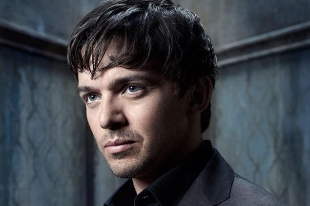 Luke Allen-Gale as William Whele - Dominion Season 2 Episode 1