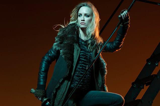 Ruta Gedmintas as Dutch Velders - The Strain Season 2 Episode 1