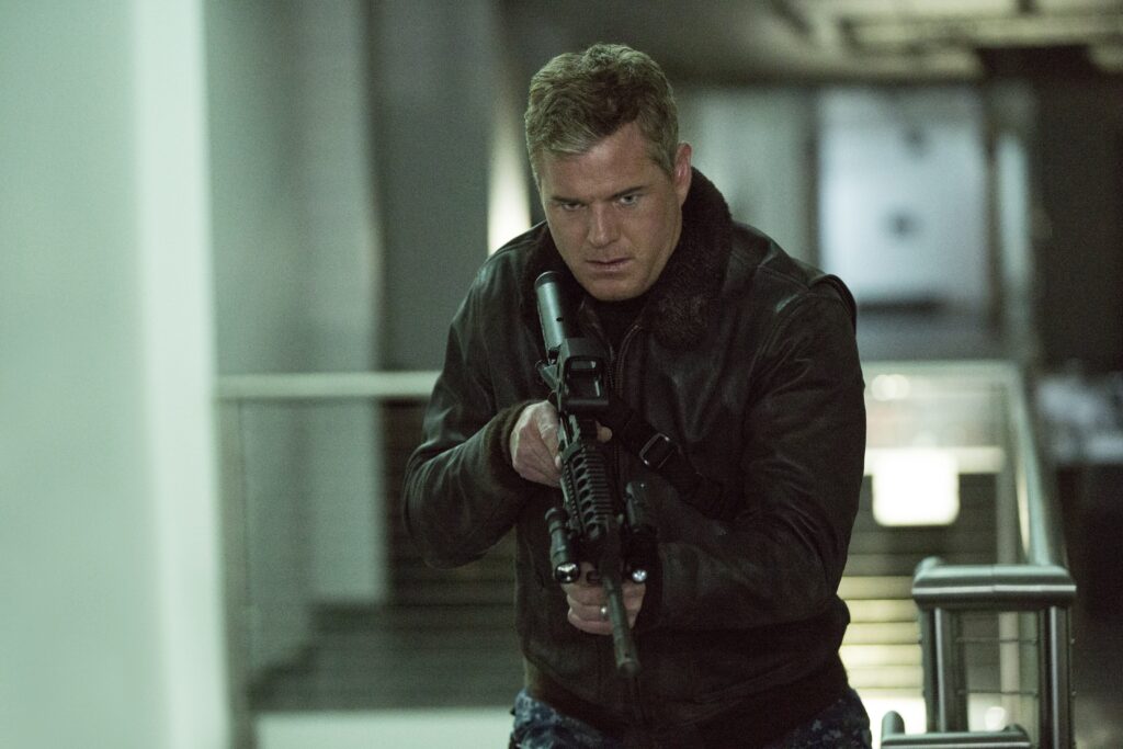 The Last Ship Review: Let the Journey Begin - TV Fanatic