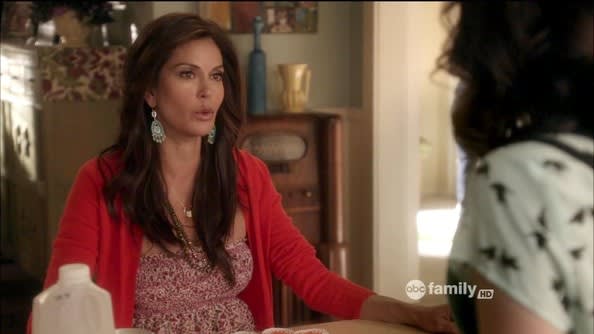 Weirdly Obsessed on Supergirl - Teri Hatcher