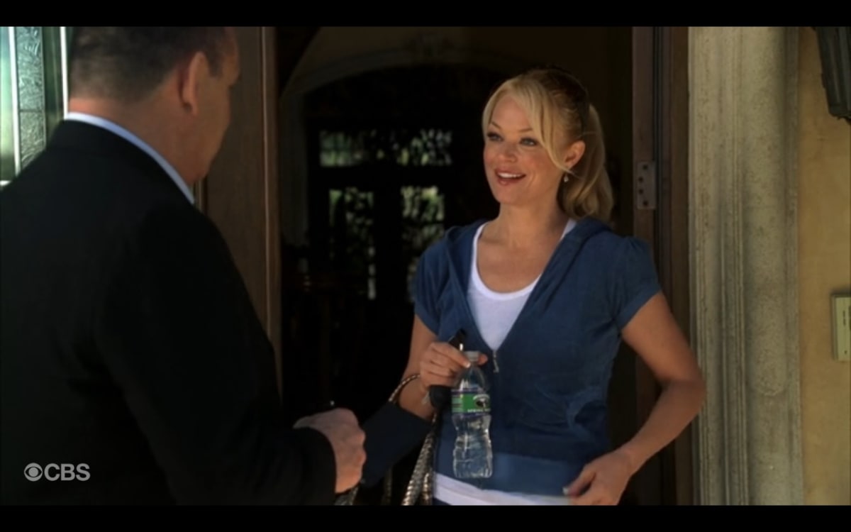 Charotte Ross as Sabrina Owen - 