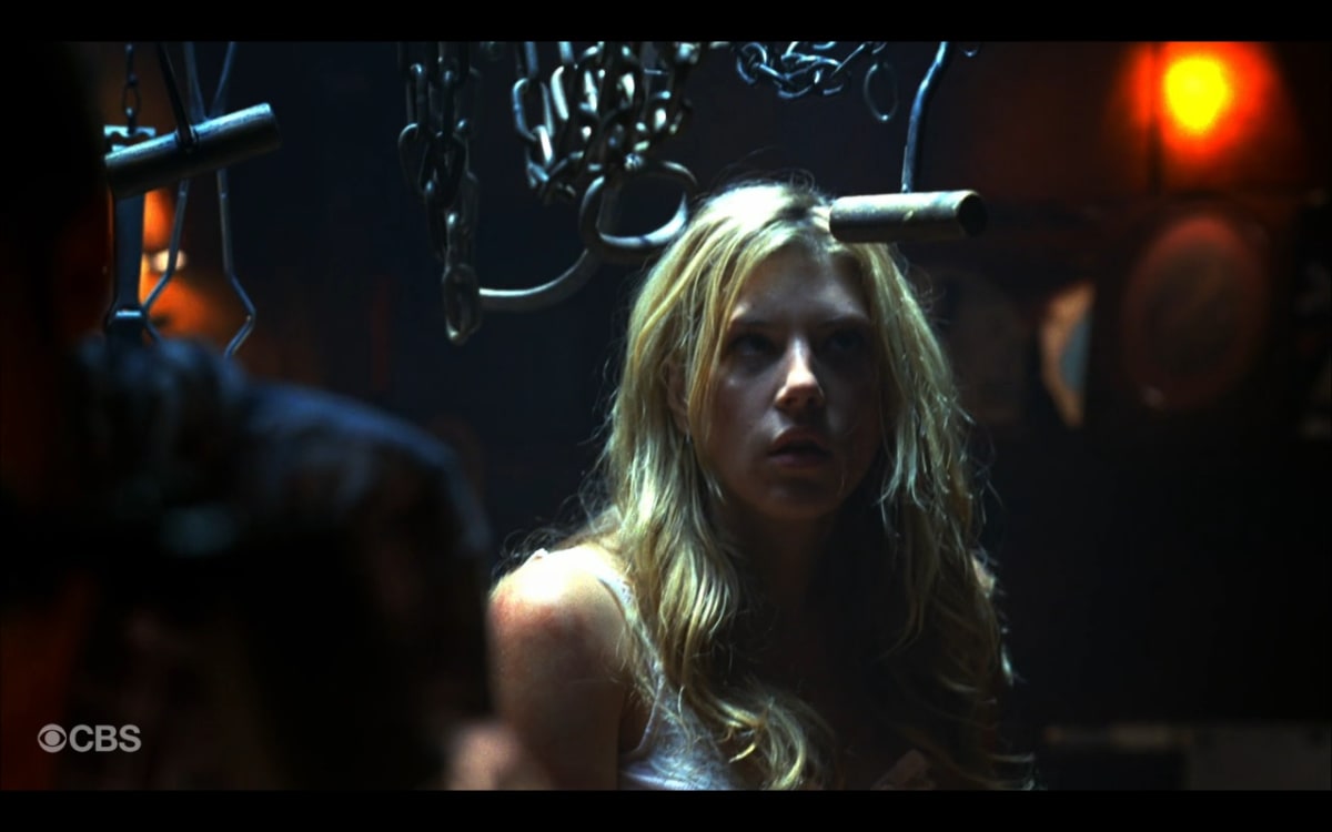 Katheryn Winnick as Maureen Martin - 