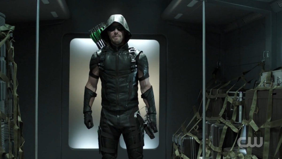 Oliver Queen as Green Arrow, Leader
