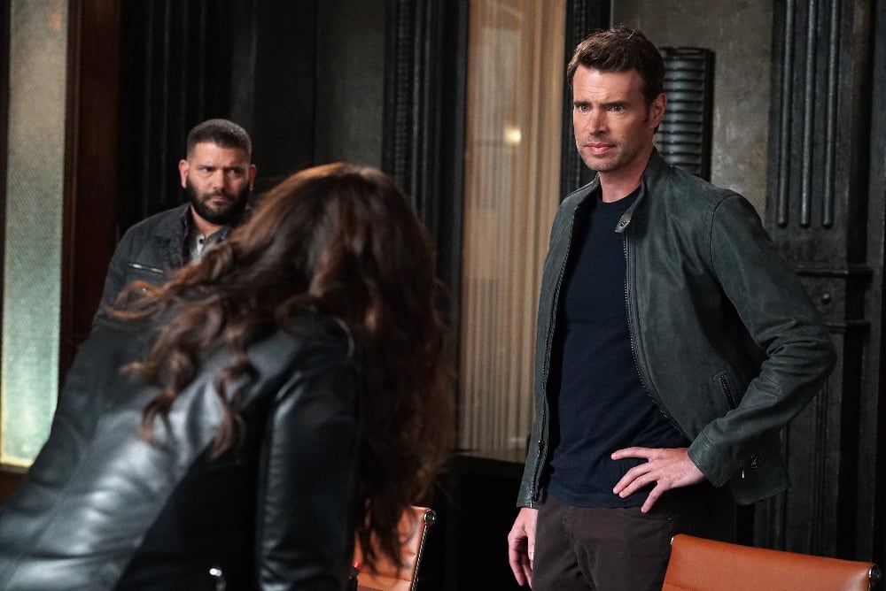 Quinn Disagrees With Jake - Scandal Season 5 Episode 2