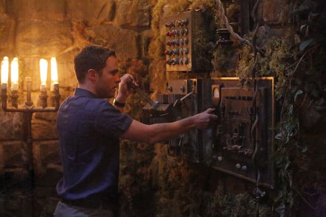 Flipping Switches - Agents of S.H.I.E.L.D. Season 3 Episode 2