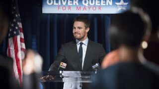 Oliver Queen for Mayor! - Arrow Season 4 Episode 4