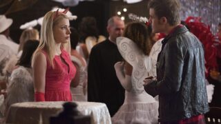 Stefan vs. Mary Louise - The Vampire Diaries Season 7 Episode 4