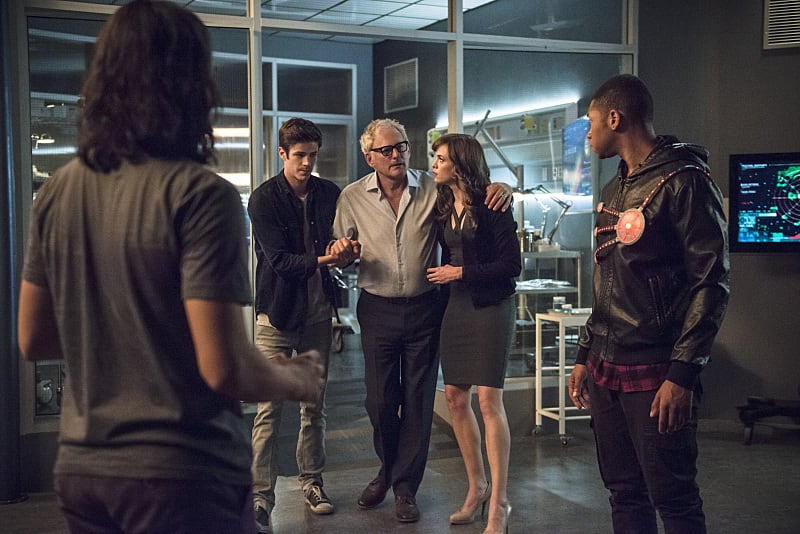 The Gang's All Here - The Flash Season 2 Episode 4