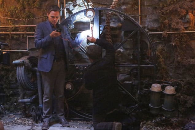 The Mystery Machine - Agents of S.H.I.E.L.D. Season 3 Episode 2