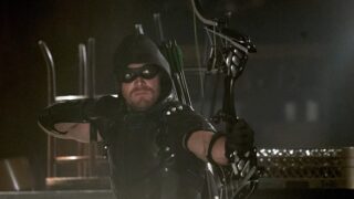 The Superhero Boyfriend - Arrow Season 4 Episode 2