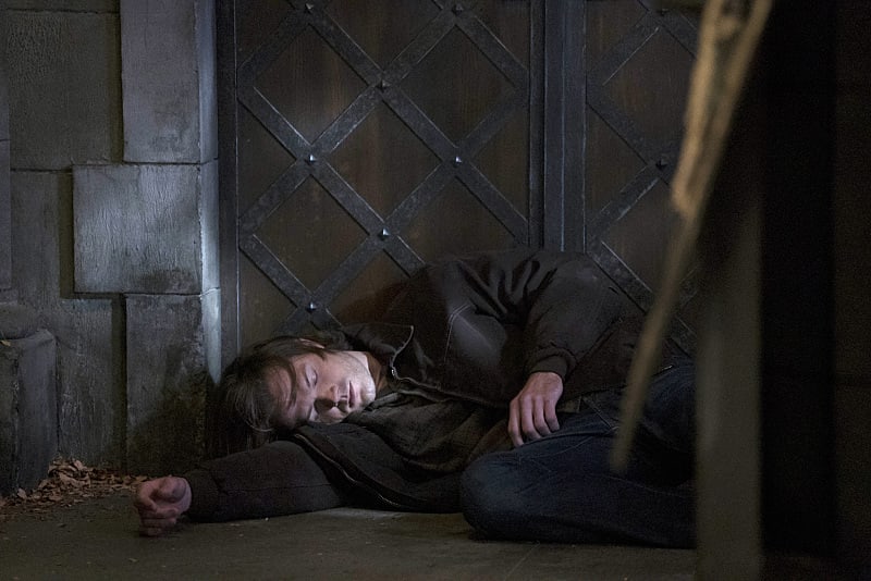 Sam out cold - Supernatural Season 11 Episode 6