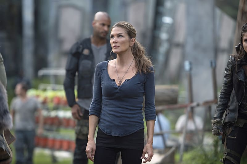 Abby Rules - The 100 Season 3 Episode 1