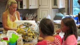 Fun on Vacation - Kate Plus 8