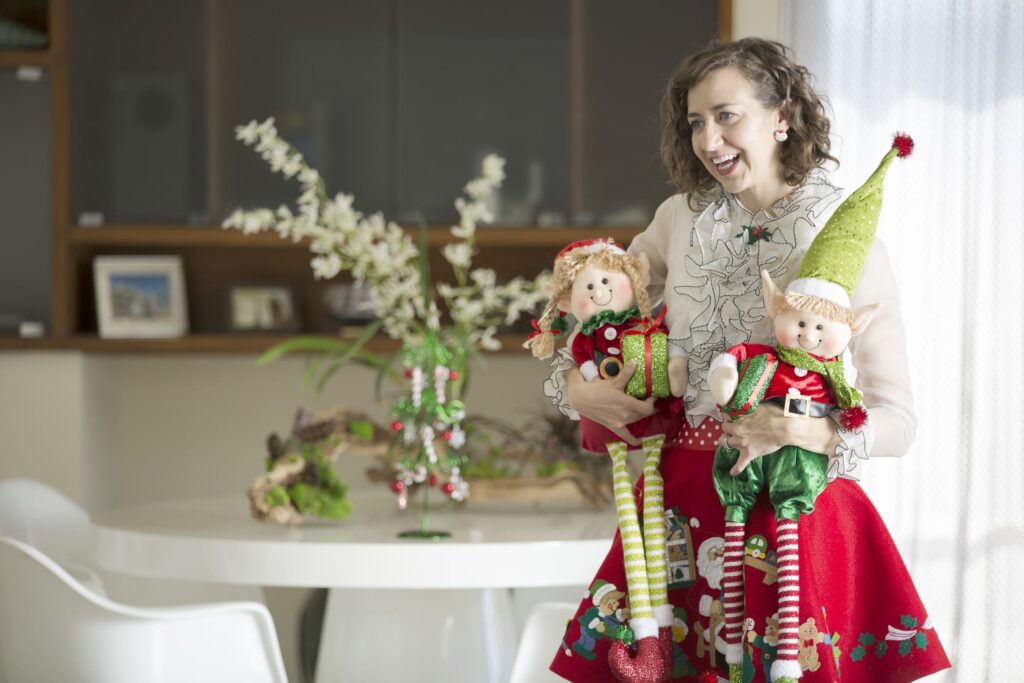Getting Ready for Christmas - The Last Man on Earth