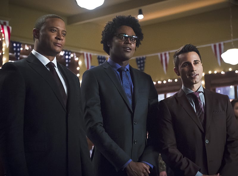 Handsome Gentlemen - Arrow Season 4 Episode 9
