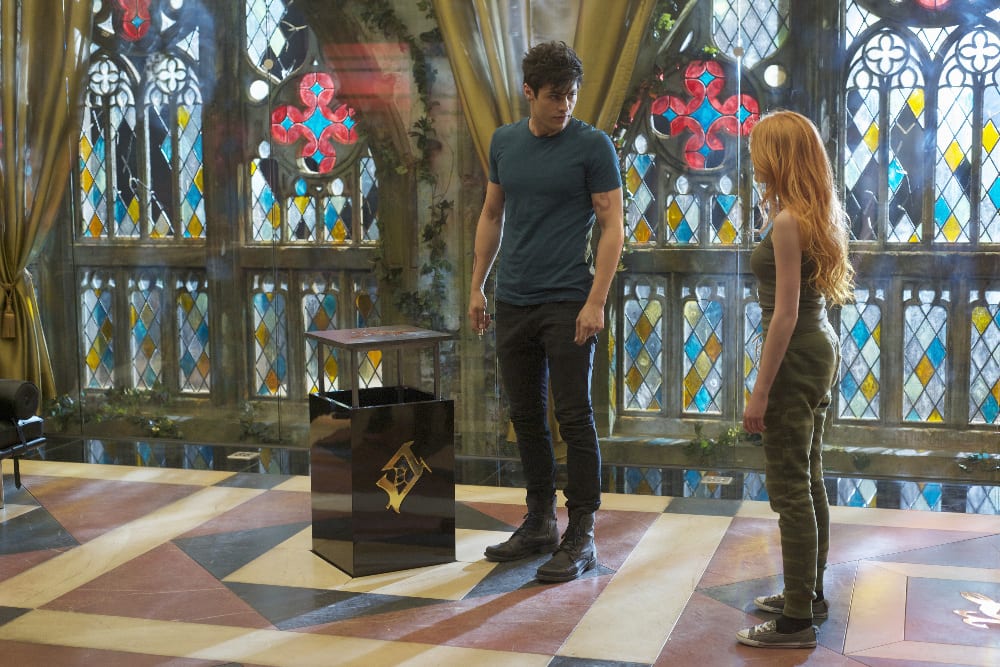 Must I, really? - Shadowhunters Season 1 Episode 5