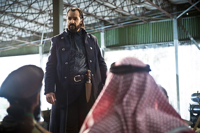 Yes, It's Savage! - DC's Legends of Tomorrow Season 1 Episode 2