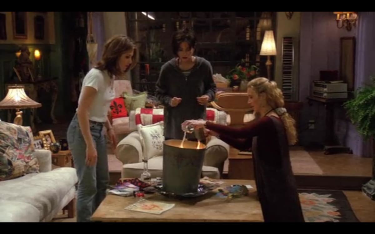 Friends: Monica, Phoebe, & Rachel