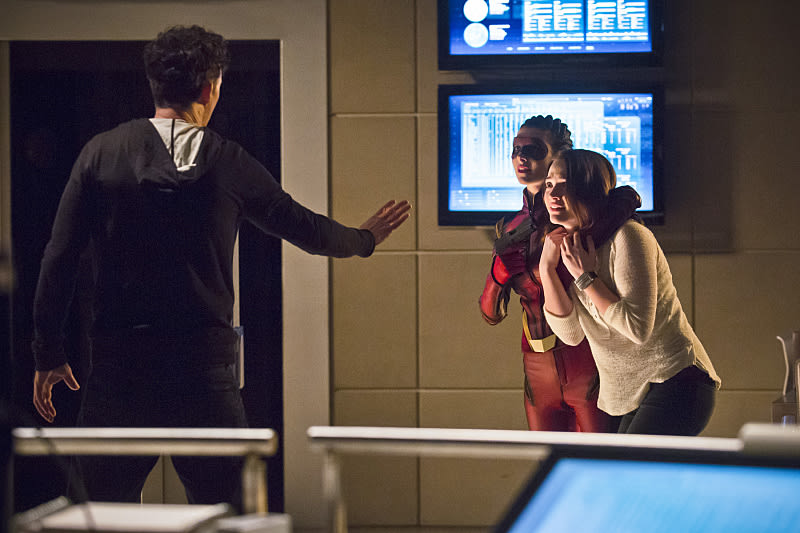 She Wants It Bad - The Flash Season 2 Episode 16
