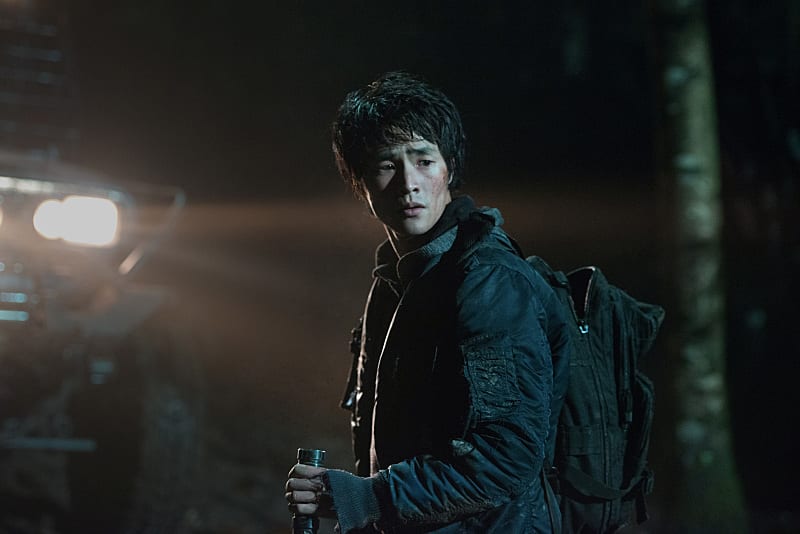 Betrayed by Mom - The 100 Season 3 Episode 11