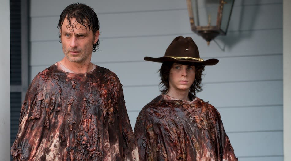 Rick and Carl Go Undercover - The Walking Dead Season 6 Episode 8