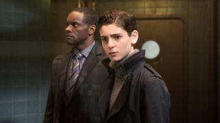 Just looking - Gotham Season 2 Episode 21