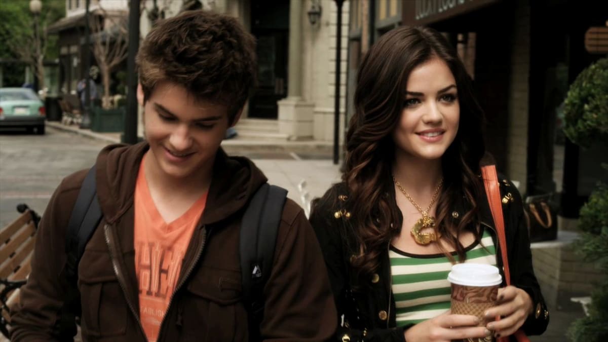 Aria and Mike Montgomery - Pretty Little Liars