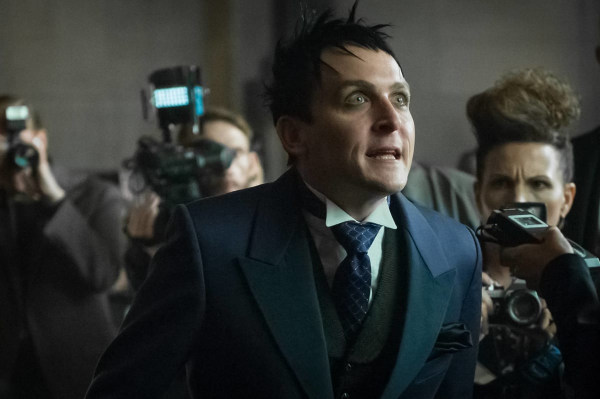 I'm Penguin - Gotham Season 3 Episode 1