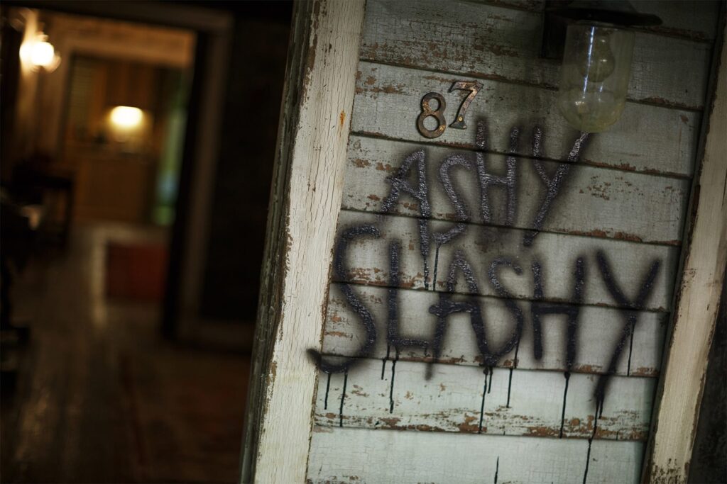 Ashy Slashy - Ash vs Evil Dead Season 2 Episode 1