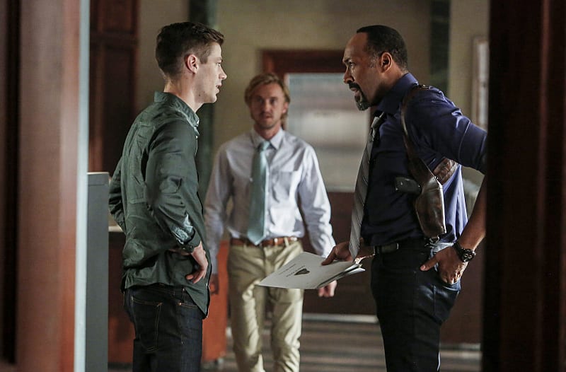 Hello Julian - The Flash Season 3 Episode 3